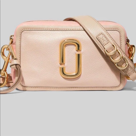 Marc Jacobs The Softshot 21 in Apricot Beige - Picture 1 of 16